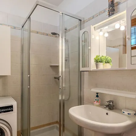 Apartment Cristina By Interhome Gravedona